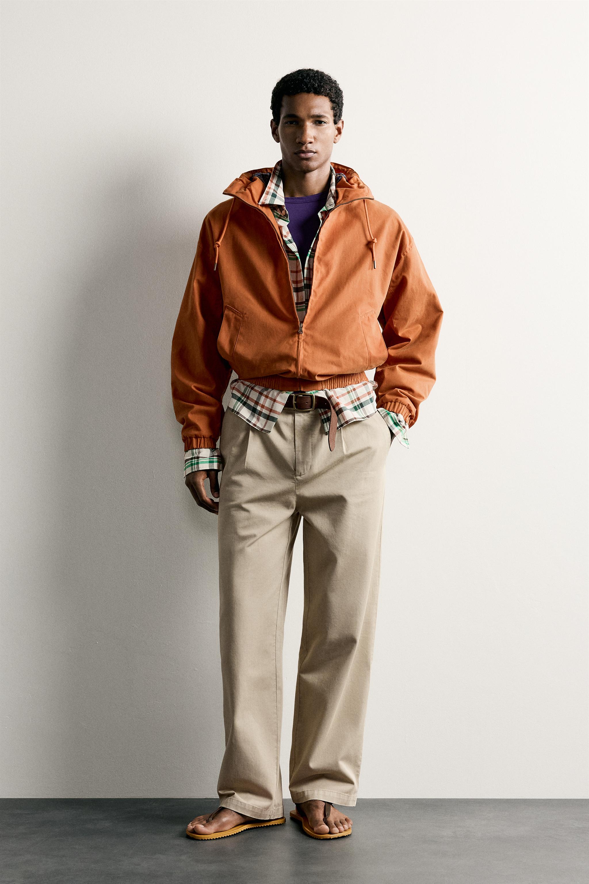 RELAXED FIT PLEATED CHINO PANTS